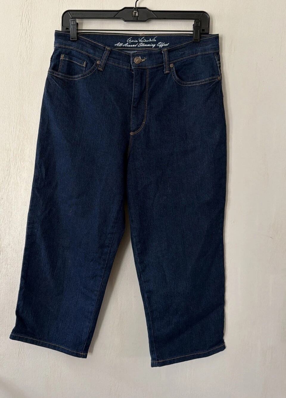 Gloria Vanderbilt Capri Blue Jeans Womens 10 All Around Slimming Effect